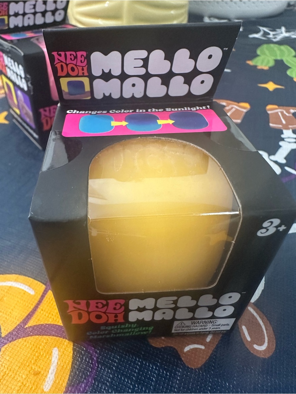 Needoh Mello Mallo squishy color changing marshmallow! - Yellow OR Pink